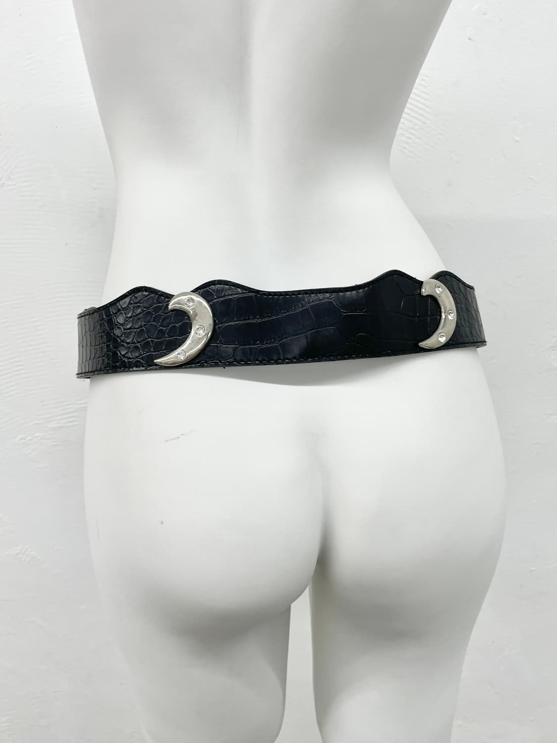 블랙 락시크 큐빅 펀칭 버클 벨트 상품이미지4