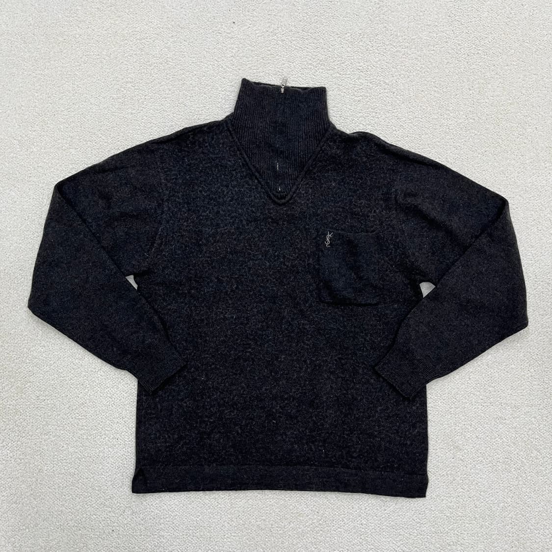 48 입생로랑 터틀넥 니트 스웨터 0311M 상품이미지1