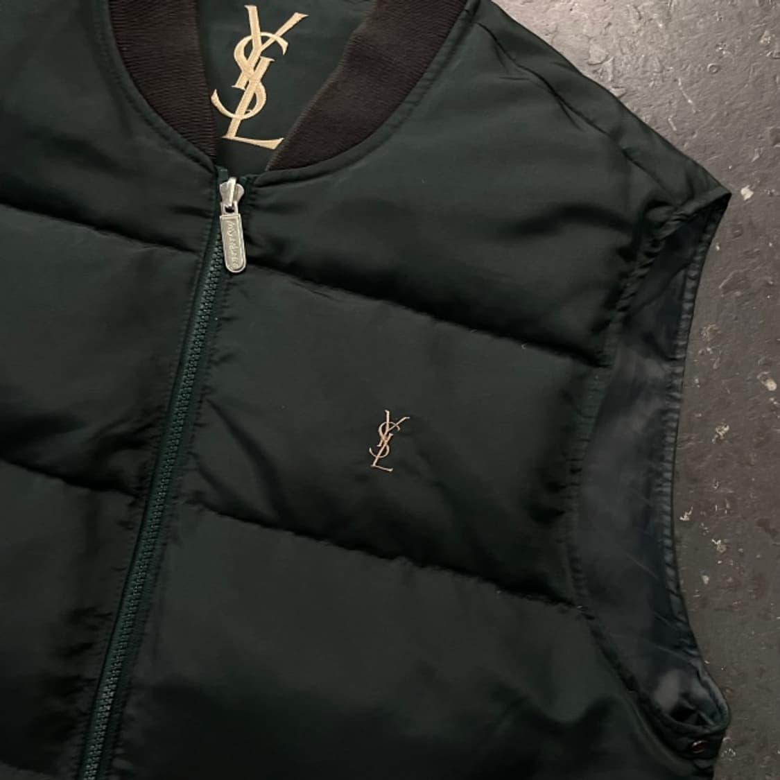 105 입생로랑 패딩조끼  상품이미지2