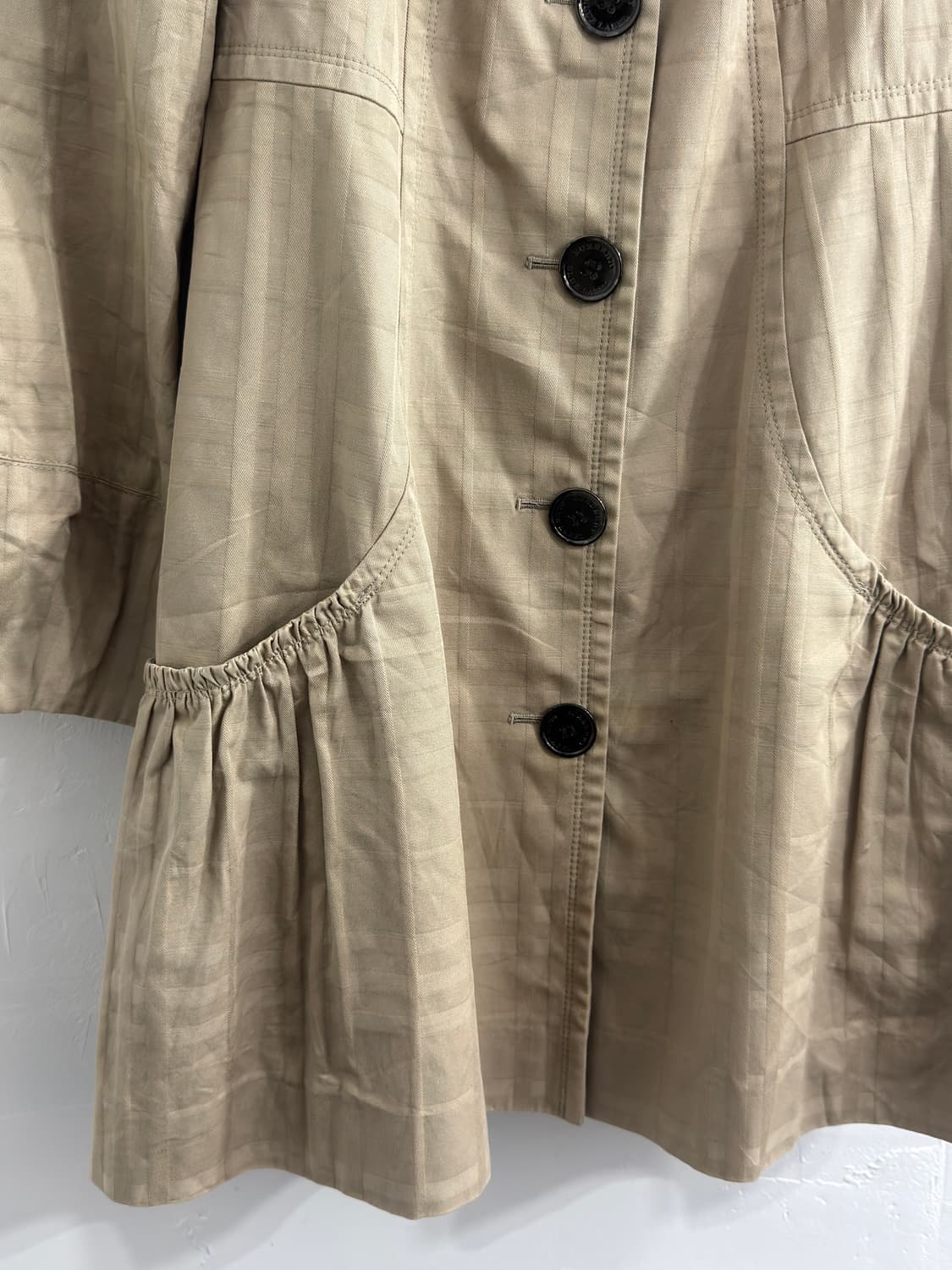 burberry blue label pleats detail coat 상품이미지6