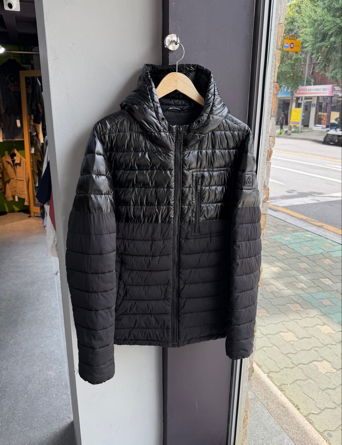 M/ 무스너클 로퍼 다운 경량패딩 점퍼 상품이미지2