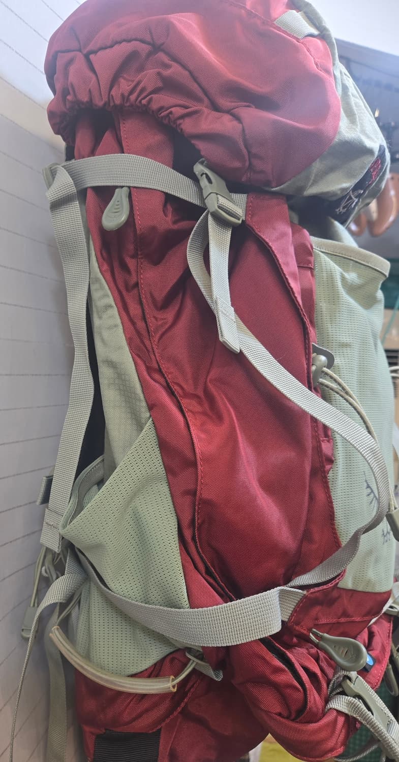 오스프리 등산 배낭 레드/그린 상품이미지3