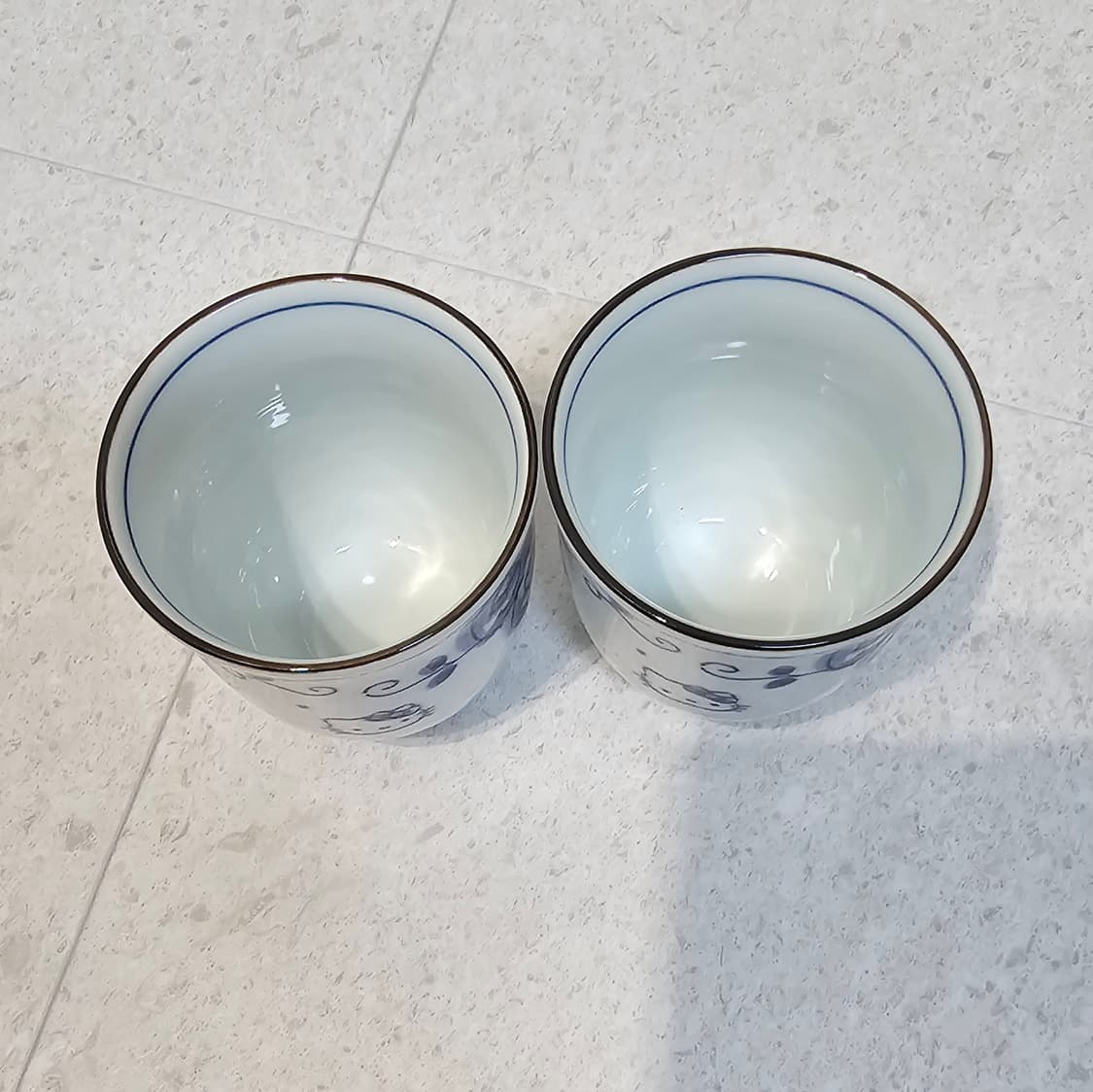 헬로키티 정품 잔 2개 상품이미지2