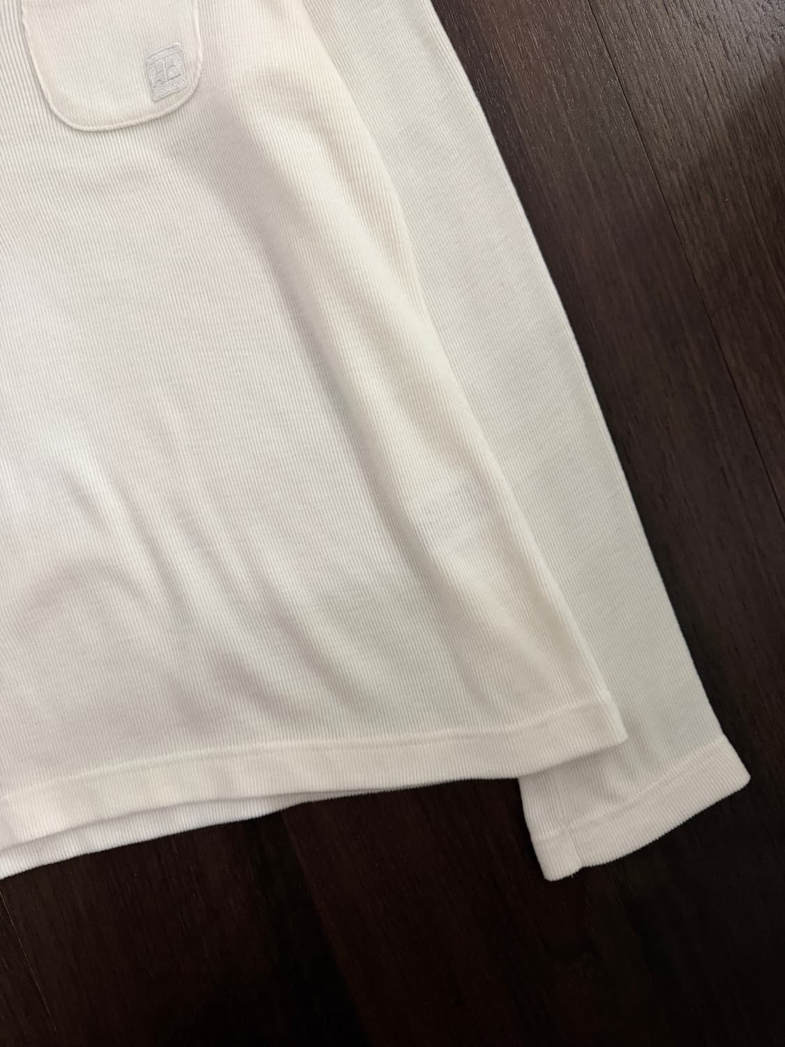 꾸레쥬 화이트 골지 반집업 상품이미지3