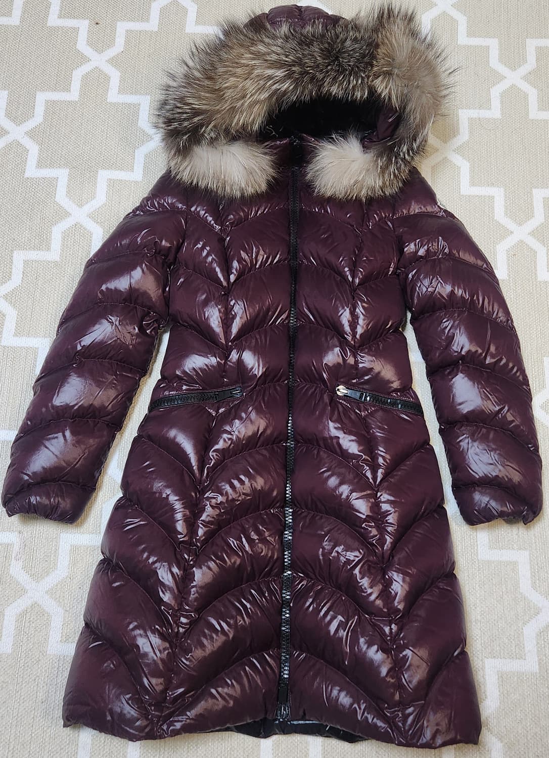 [정품]몽클레어 패딩 알비지아 (풀마러스) 폭스퍼 와인/블랙 2 새상품급 상품이미지4