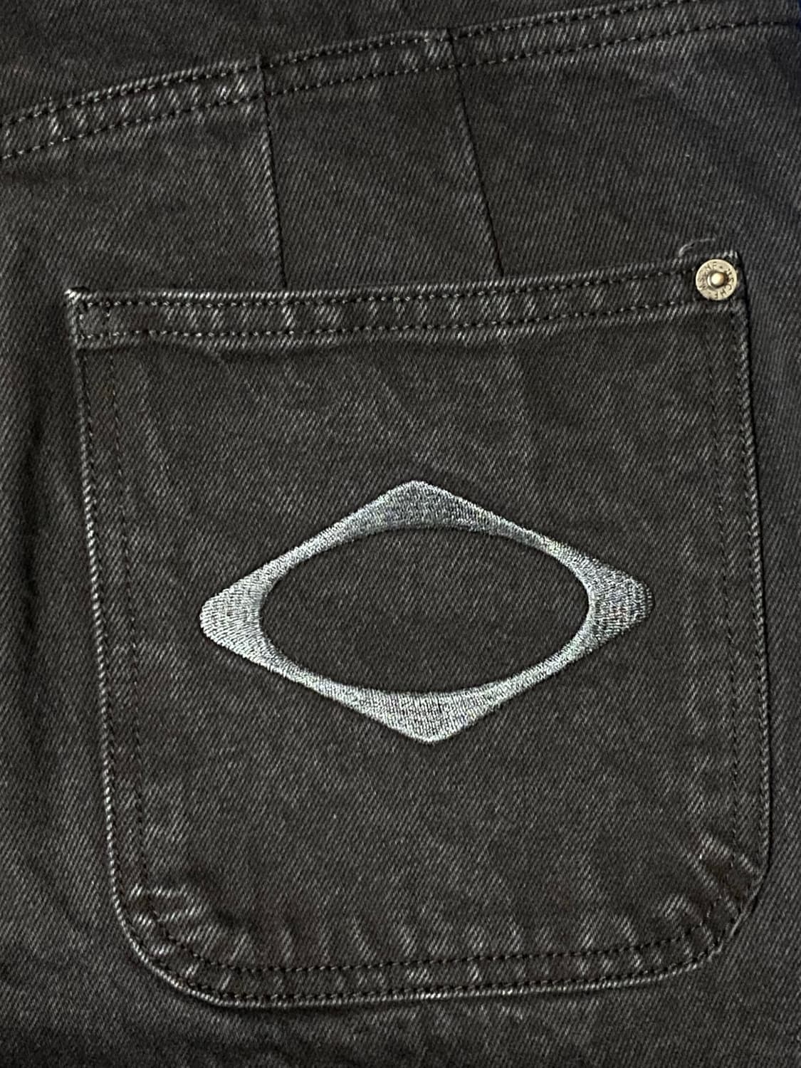 MSCHF 미스치프 롬버스 슬로치 워시드 진 블랙 M 상품이미지6