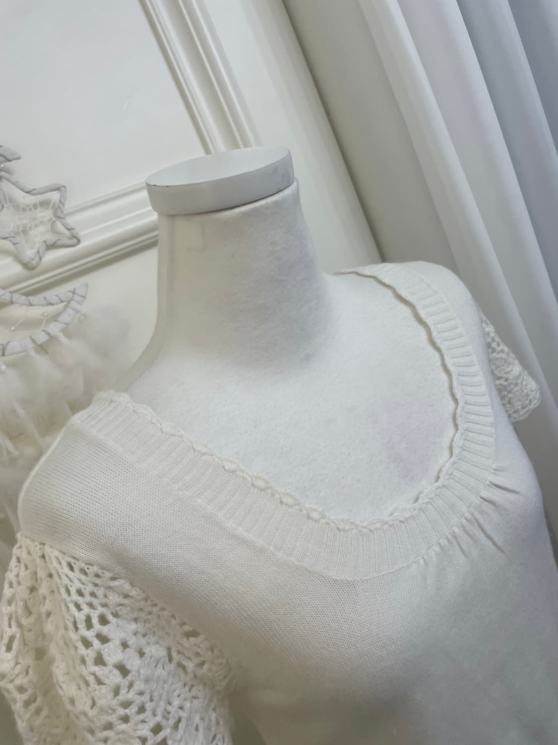 white sleeve crochet mori knit top 상품이미지7