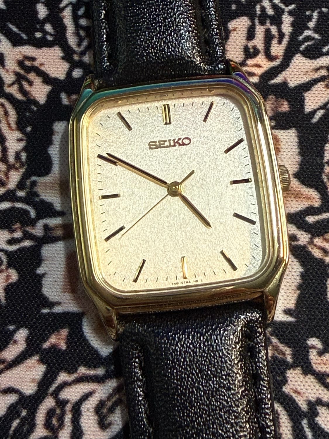 SEIKO 빈티지 쿼츠 시계 상품이미지2