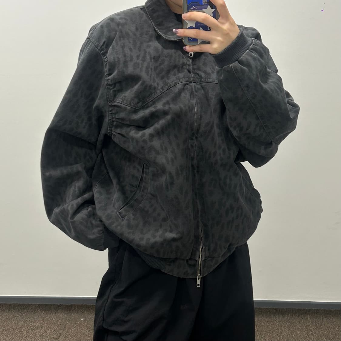 The museum visitor 더뮤지엄비지터 차콜 호피 2-way 상품이미지1