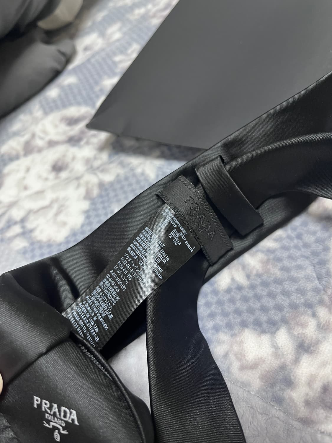 프라다 리나일론 개버딘 타이 (블랙) 상품이미지2