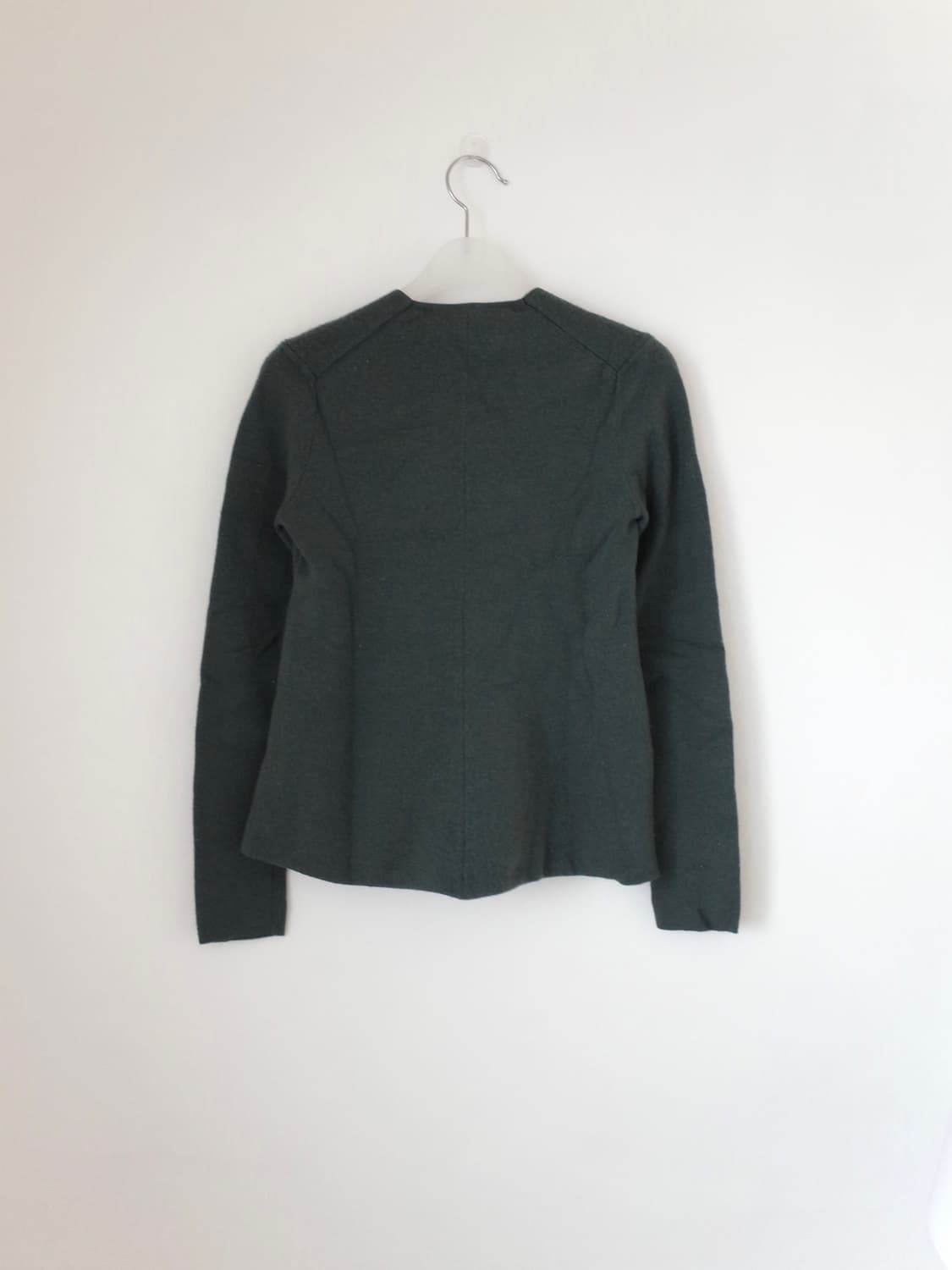 유니클로 x 르메르 브이넥 니트 상품이미지5