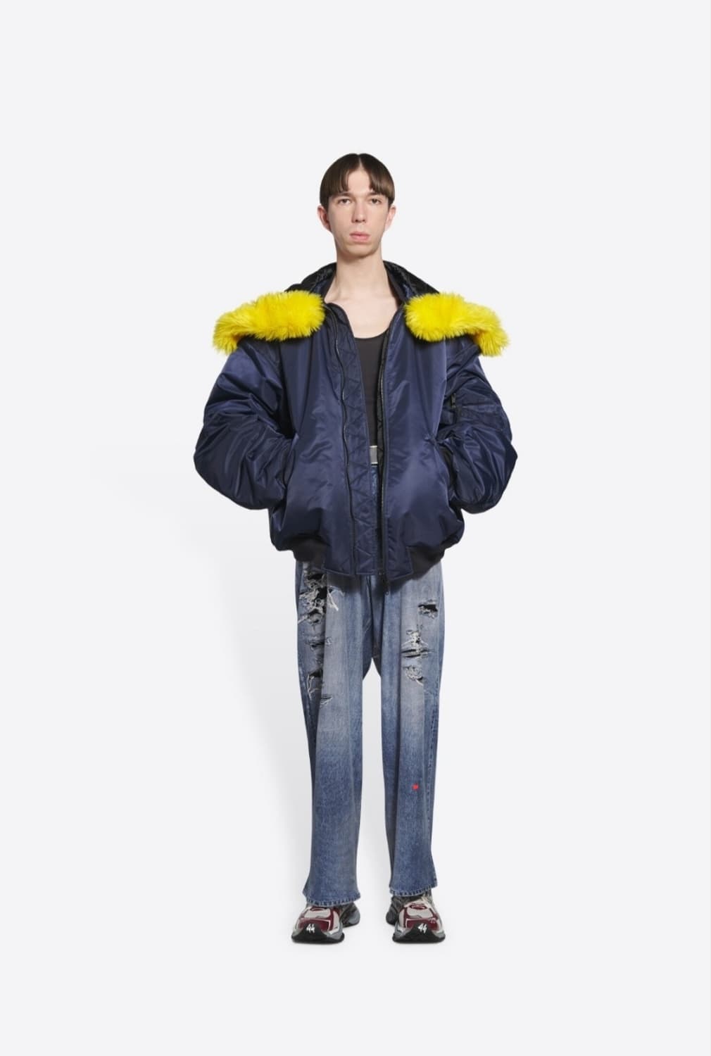 [S] 발렌시아가 페이크퍼 트리밍 봄버 상품이미지1