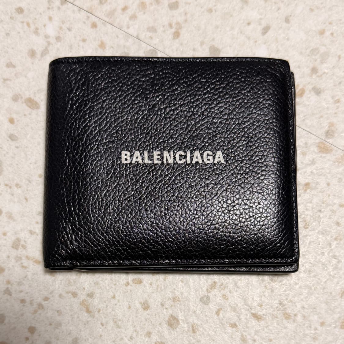 발렌시아가 캐쉬 스퀘어 반지갑 블랙 상품이미지1