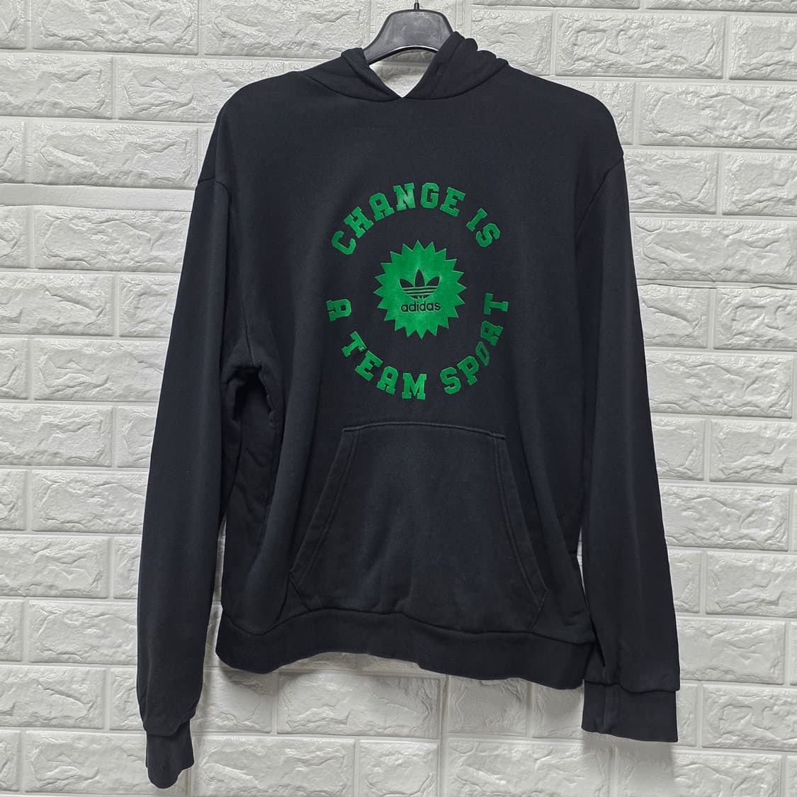 택포// 아디다스 CHANGE 후드티 블랙 L 상품이미지1