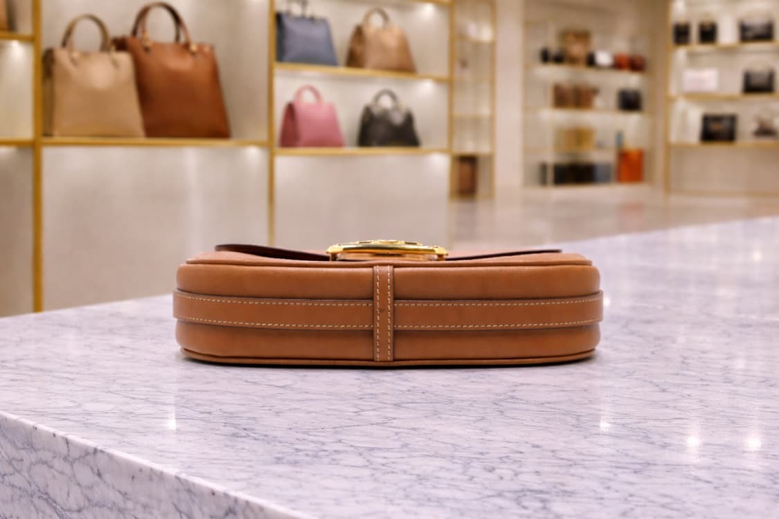 [S급] 셀린느 미디움 체인 마이용 트리오페백 판매합니다!!! 상품이미지3