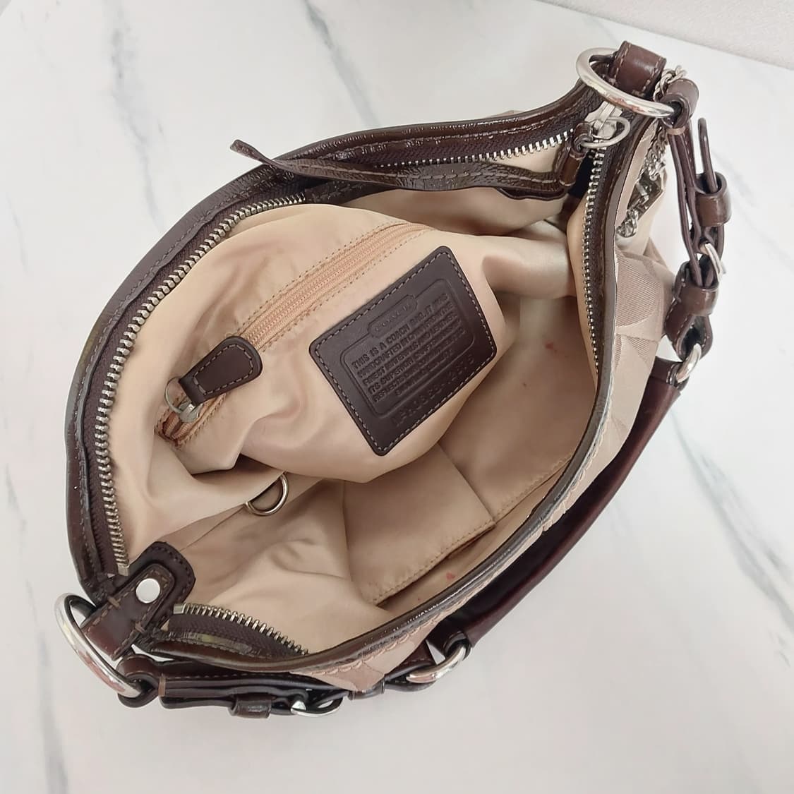 Coach Vintage Signature Hobo Bag 상품이미지6
