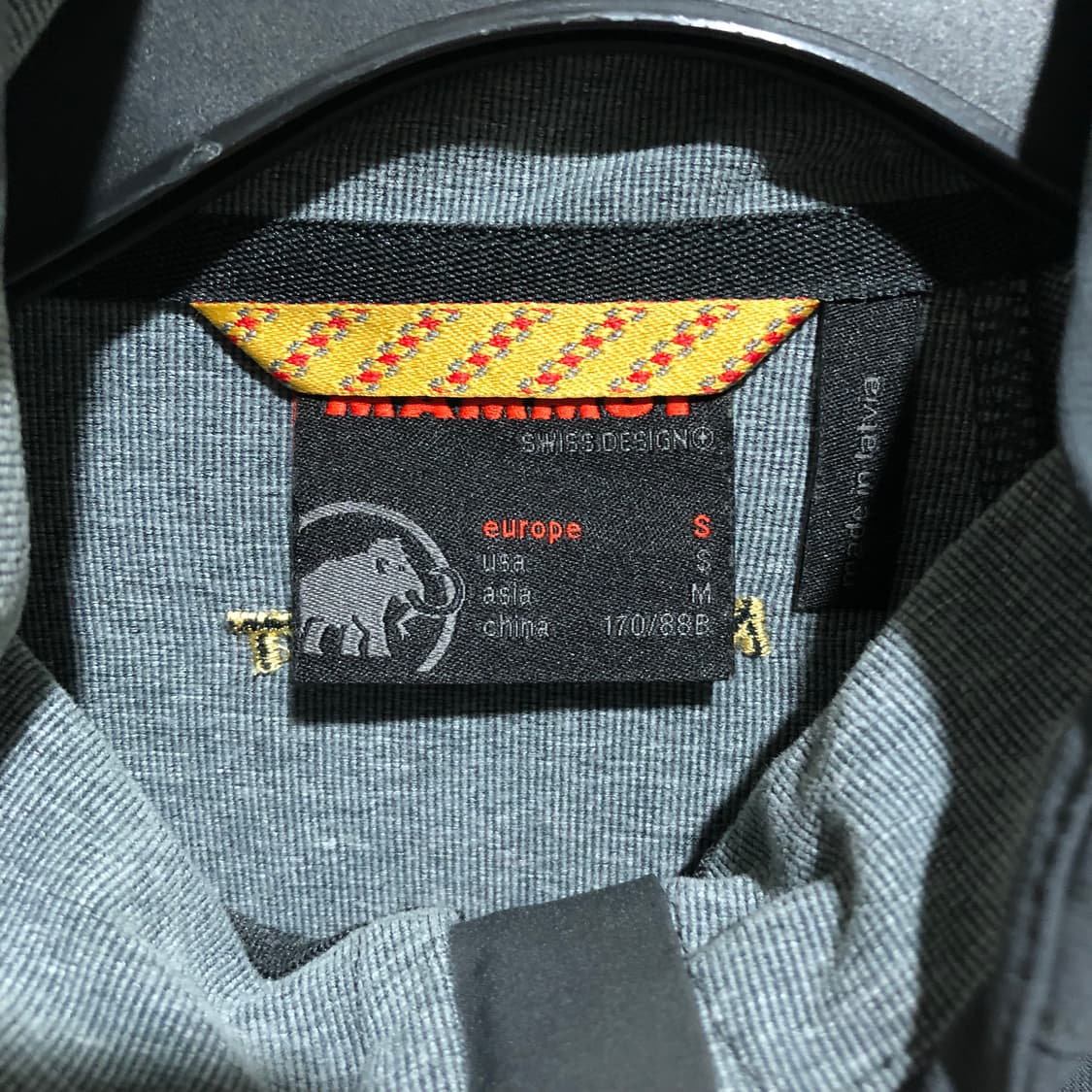 Mammut 바람막이  상품이미지3