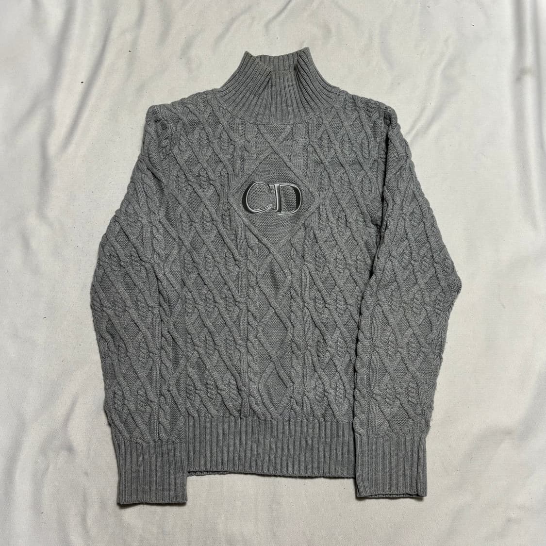 디올 캐시미어 케이블 목폴라 니트 상품이미지2