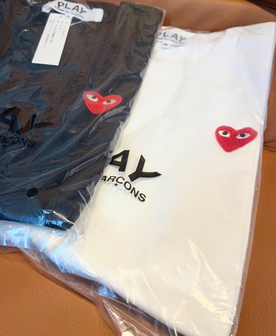 꼼데 하트 로고 화이트 반팔티 XL(새상품) 상품이미지2