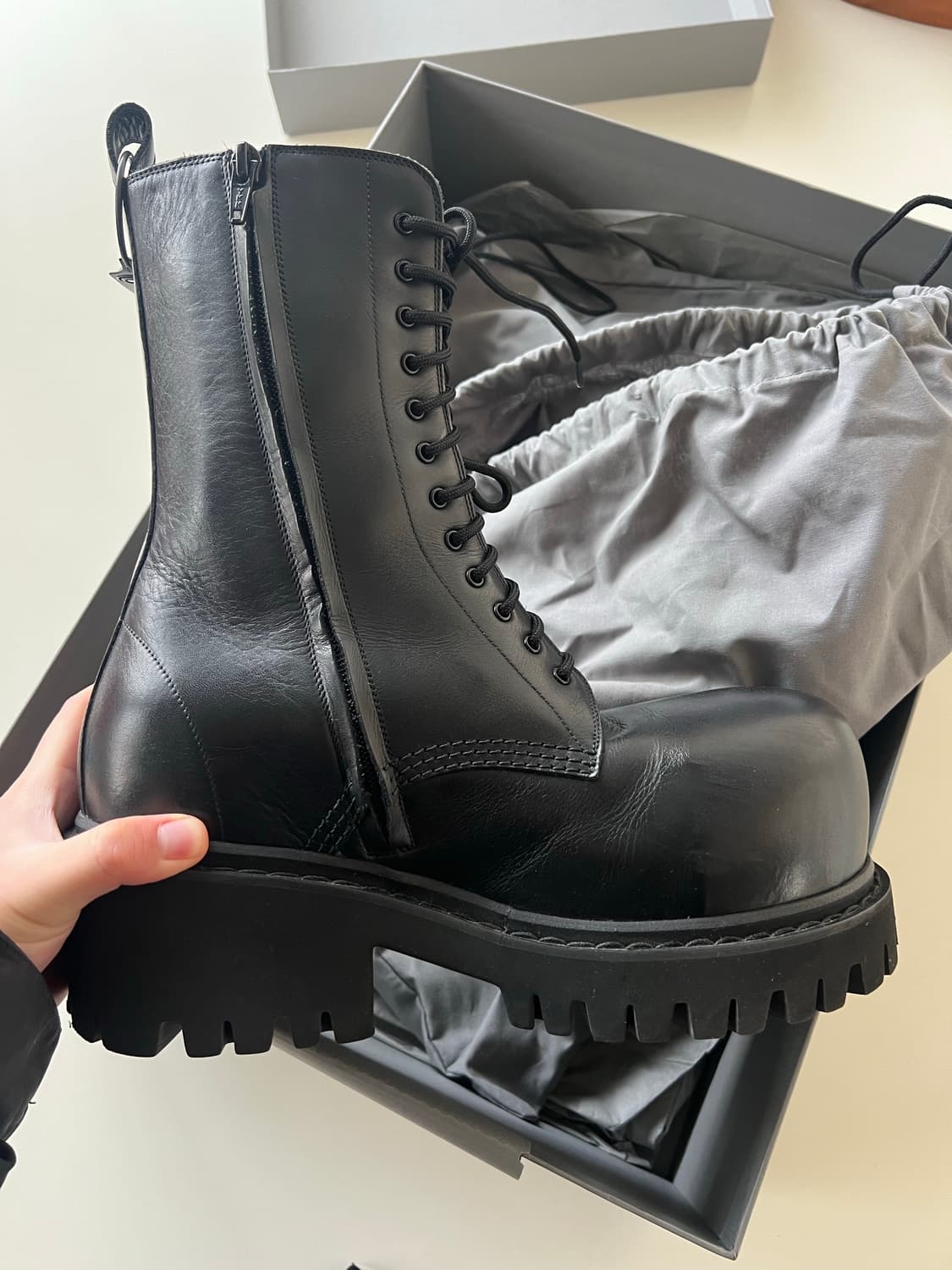 [E40] 발렌시아가 스톰퍼 레더 부츠 상품이미지4