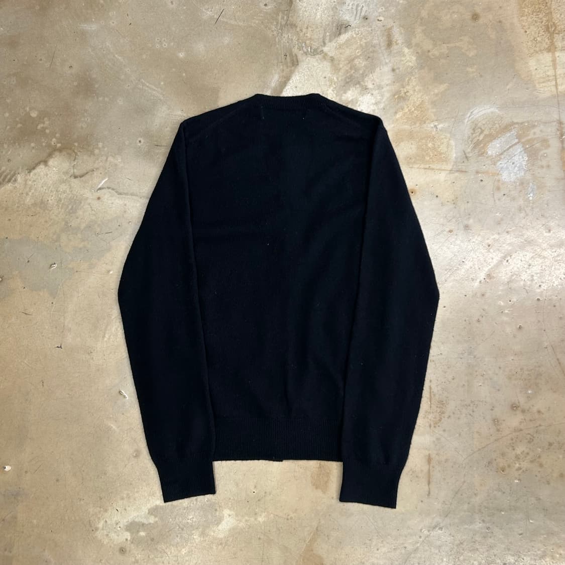 M 꼼데가르송 레드 하트 와펜 블랙 가디건 상품이미지3