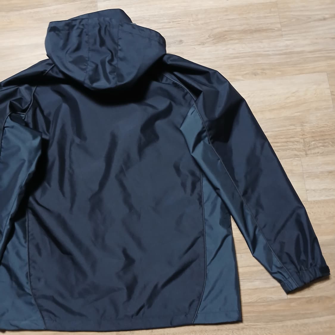 택붙은 미사용 Volvo 볼보 바람막이 자켓 xl 105 상품이미지7