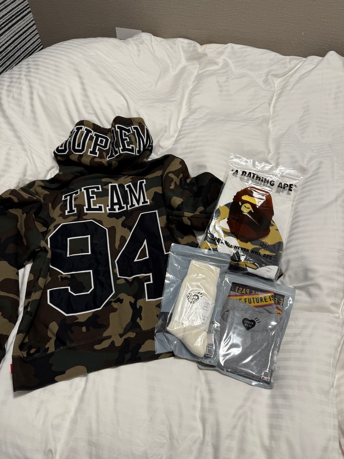 슈프림 팀 94 후드 스웨트셔츠 우드랜드 카모 - 25SS 상품이미지1