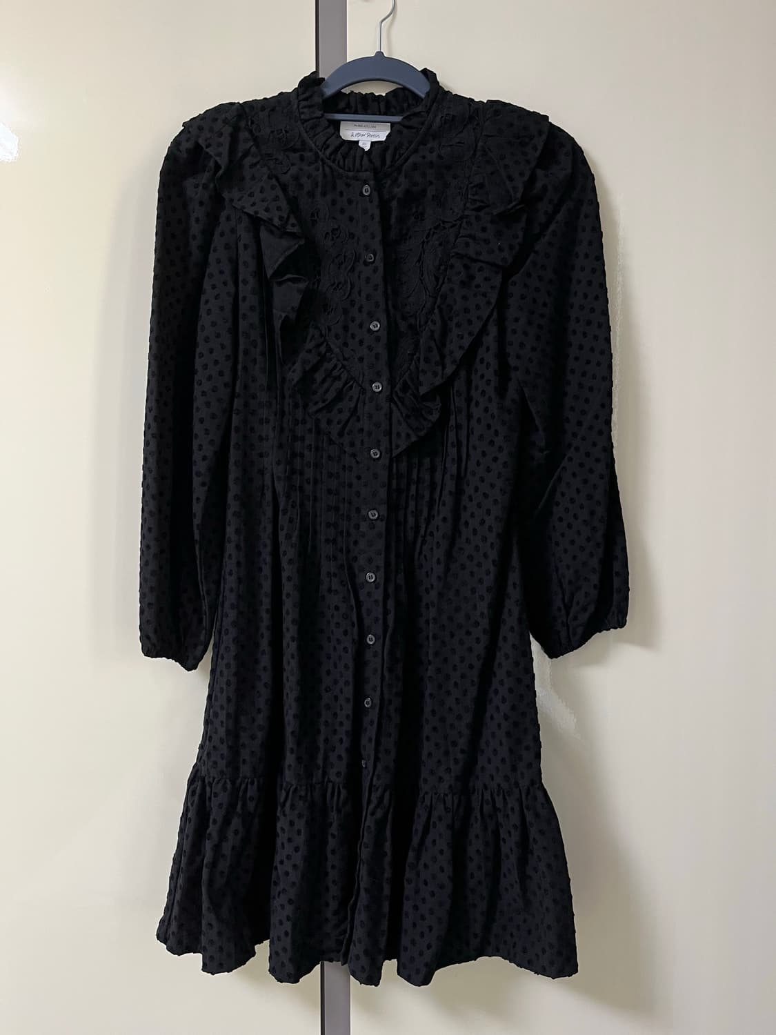 앤아더스토리즈 블랙 도트 원피스 상품이미지1