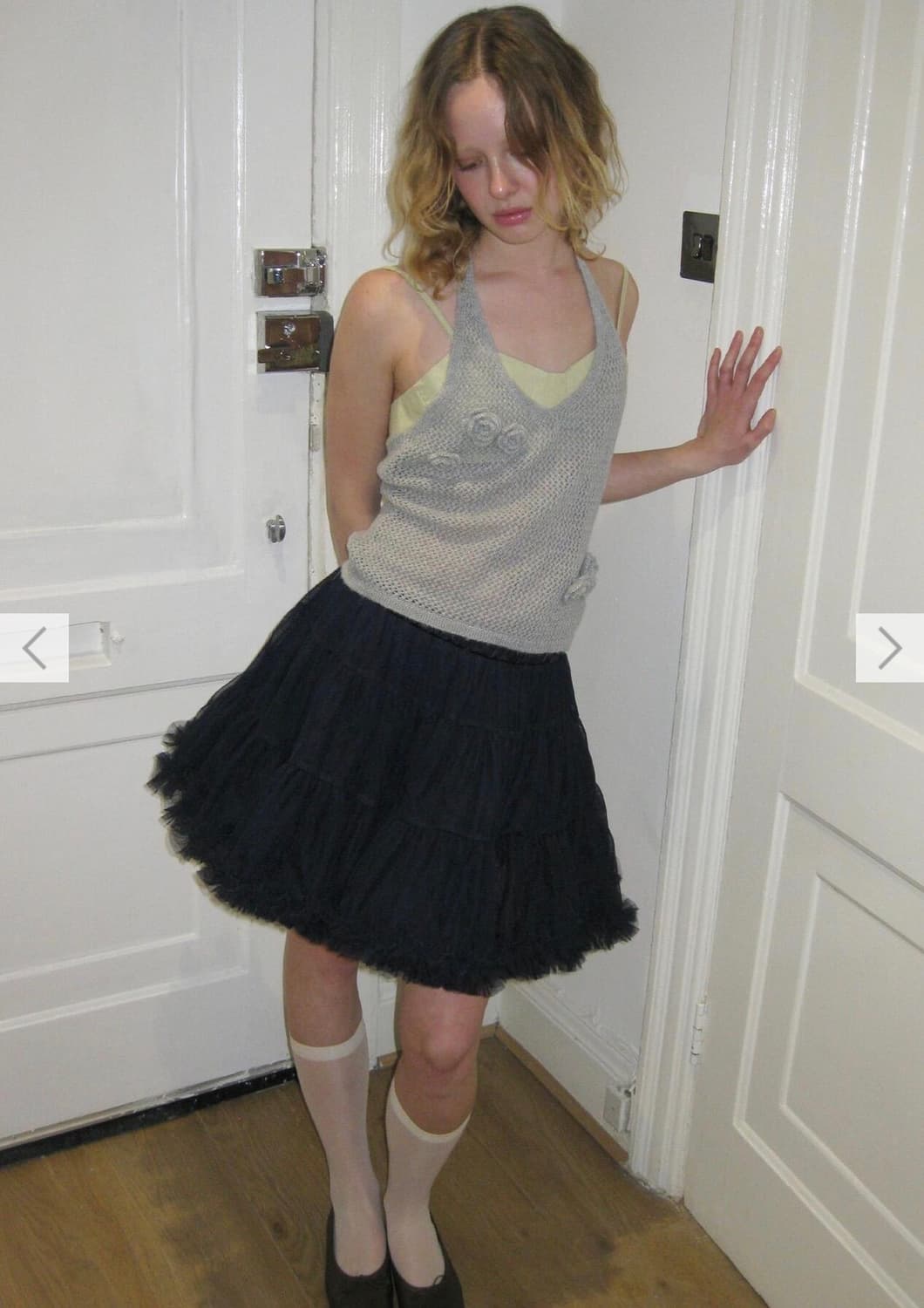 시눈 sinoon 플라워 홀터넥 니트 베스트 상품이미지4