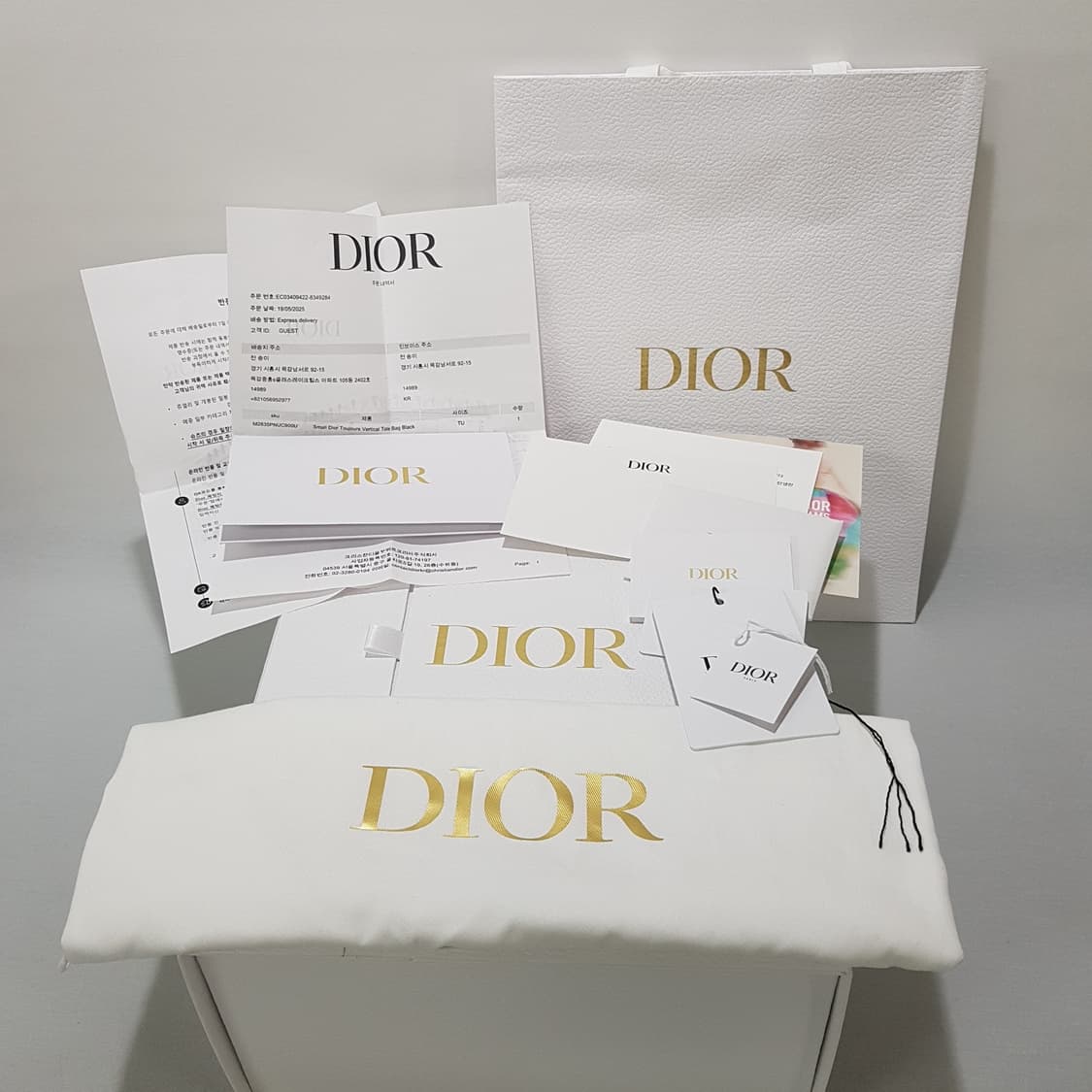 디올 뚜주흐 스몰 버티컬 토트백 블랙 M2835PNUC 상품이미지10