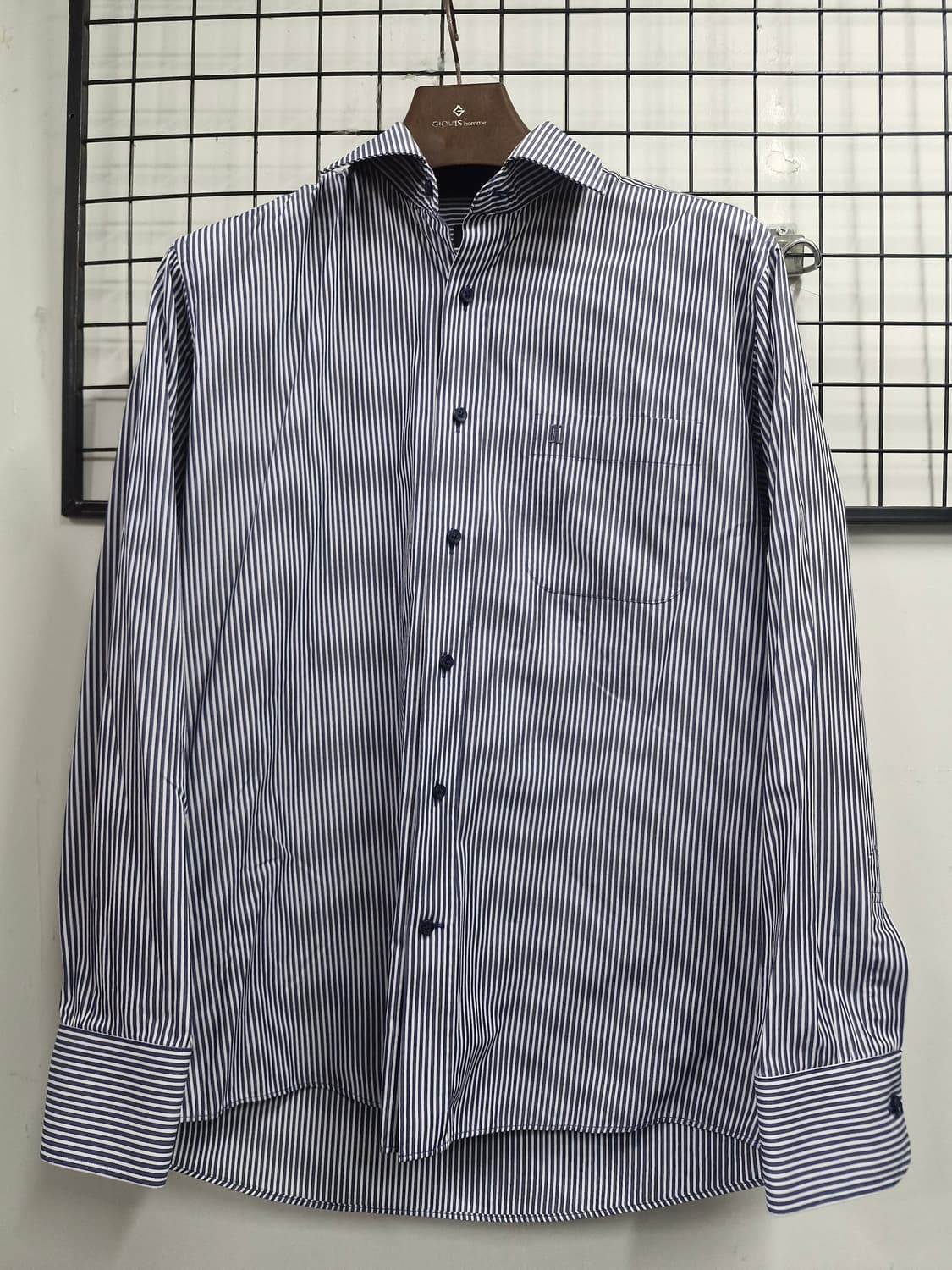 100L 닥스 스트라이프 긴팔 셔츠. 상품이미지1