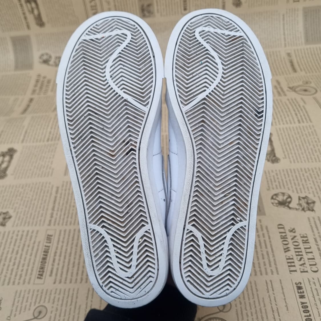 나이키 블레이저 로우 여성스니커즈230 상품이미지3