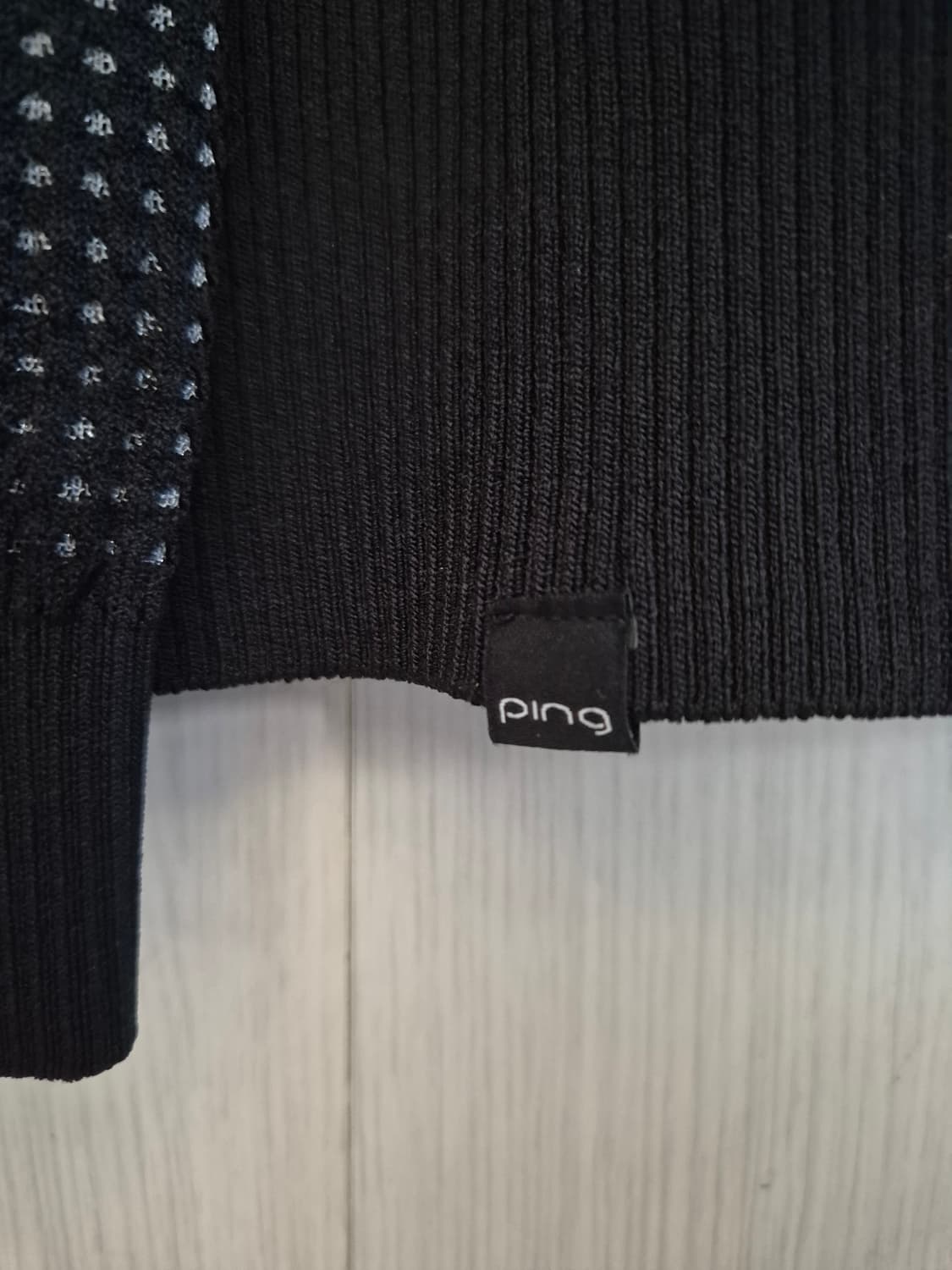 핑(ping) 여성 메쉬 오버레이 라운드넥 니트 100 상품이미지6