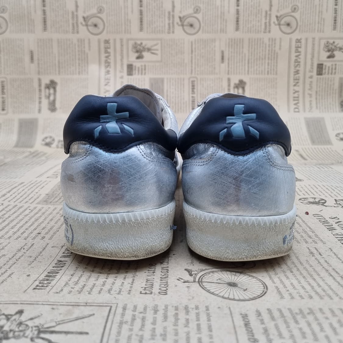 프리미아타 실버 남성스니커즈43 275 상품이미지4