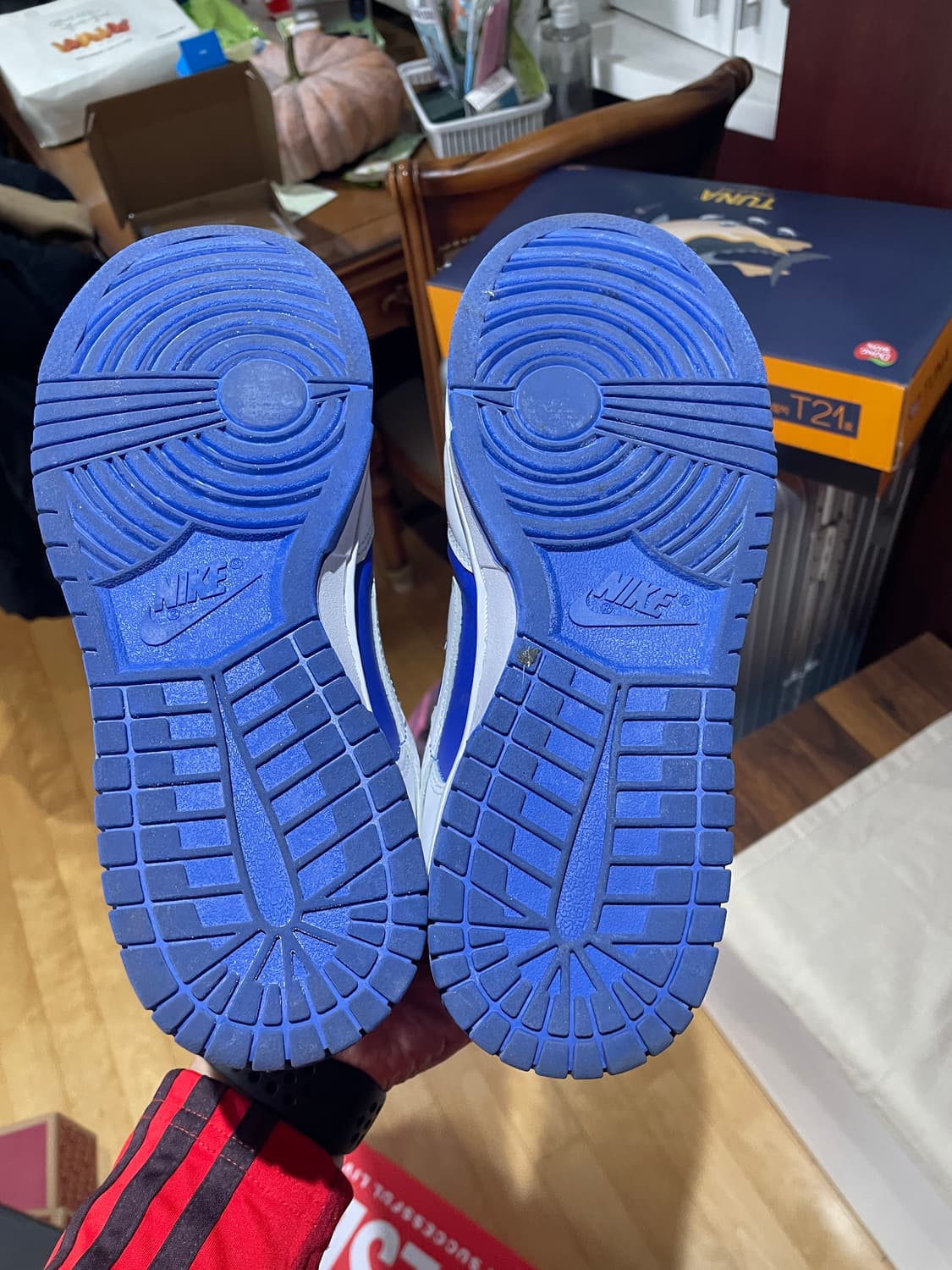 나이키 덩크 로우 레트로 흰파 250mm 상품이미지4