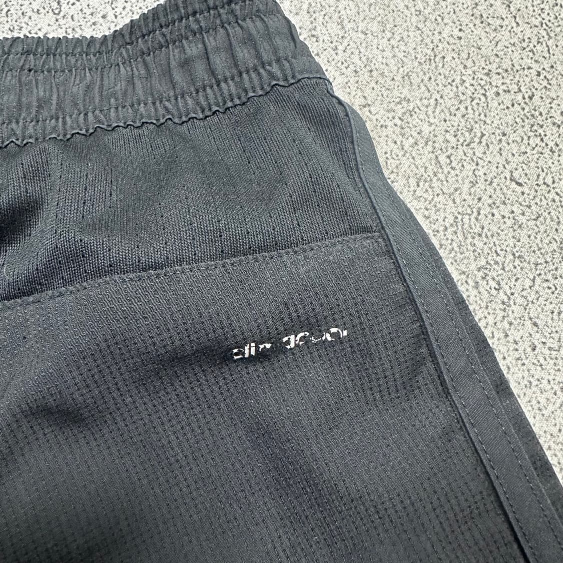 ✨ (바배) 아디다스 블랙 트레이닝 반바지  상품이미지7