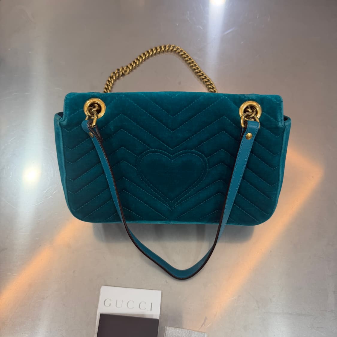 [리오브전포점] 구찌 GG마몽 벨벳 체인 숄더 겸 크로스백 상품이미지2