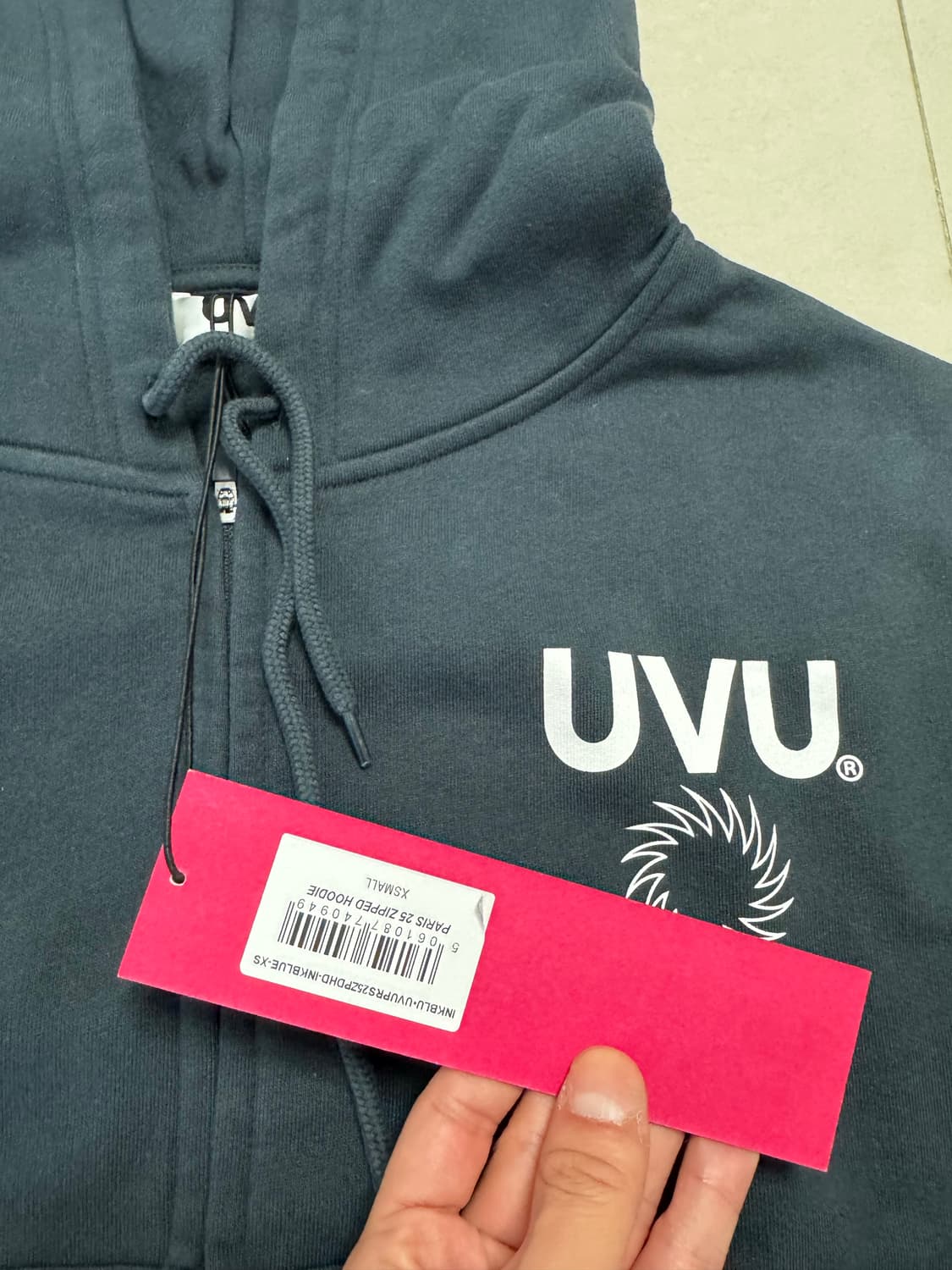 Uvu  파리 후드집업 xs사이즈 새상품 상품이미지2