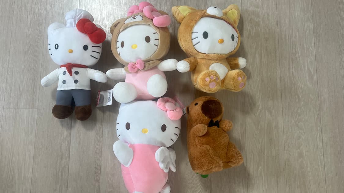 헬로키티 인형 4개 카피바라 인형 1개 상품이미지1