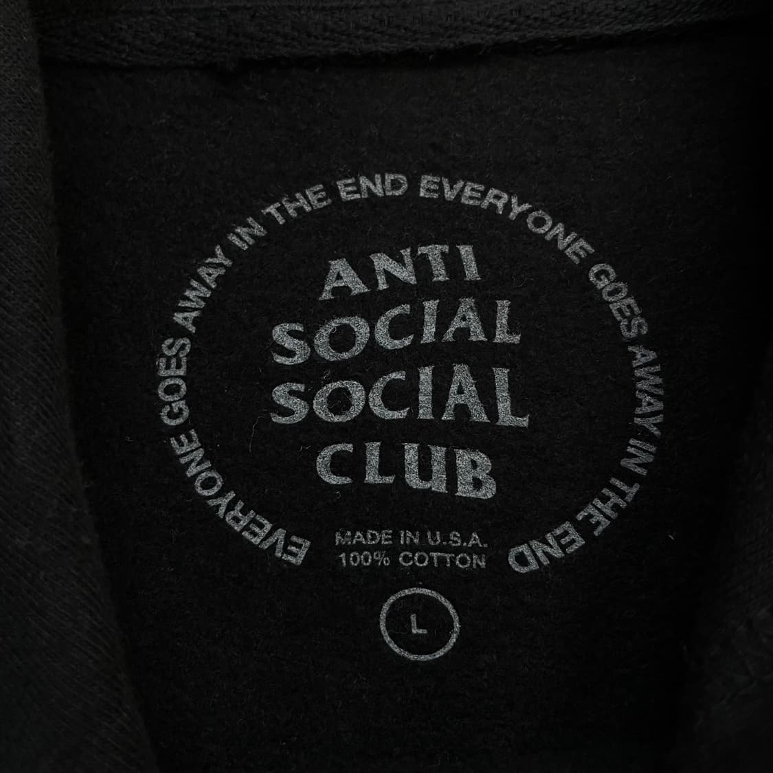 안티소셜소셜클럽 트위스티드 후드티 블랙 상품이미지5