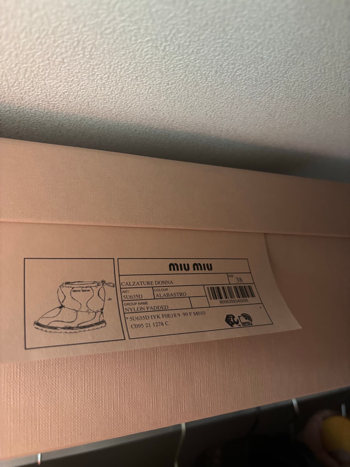 미우미우 패딩 부츠 사이즈 38 상품이미지5