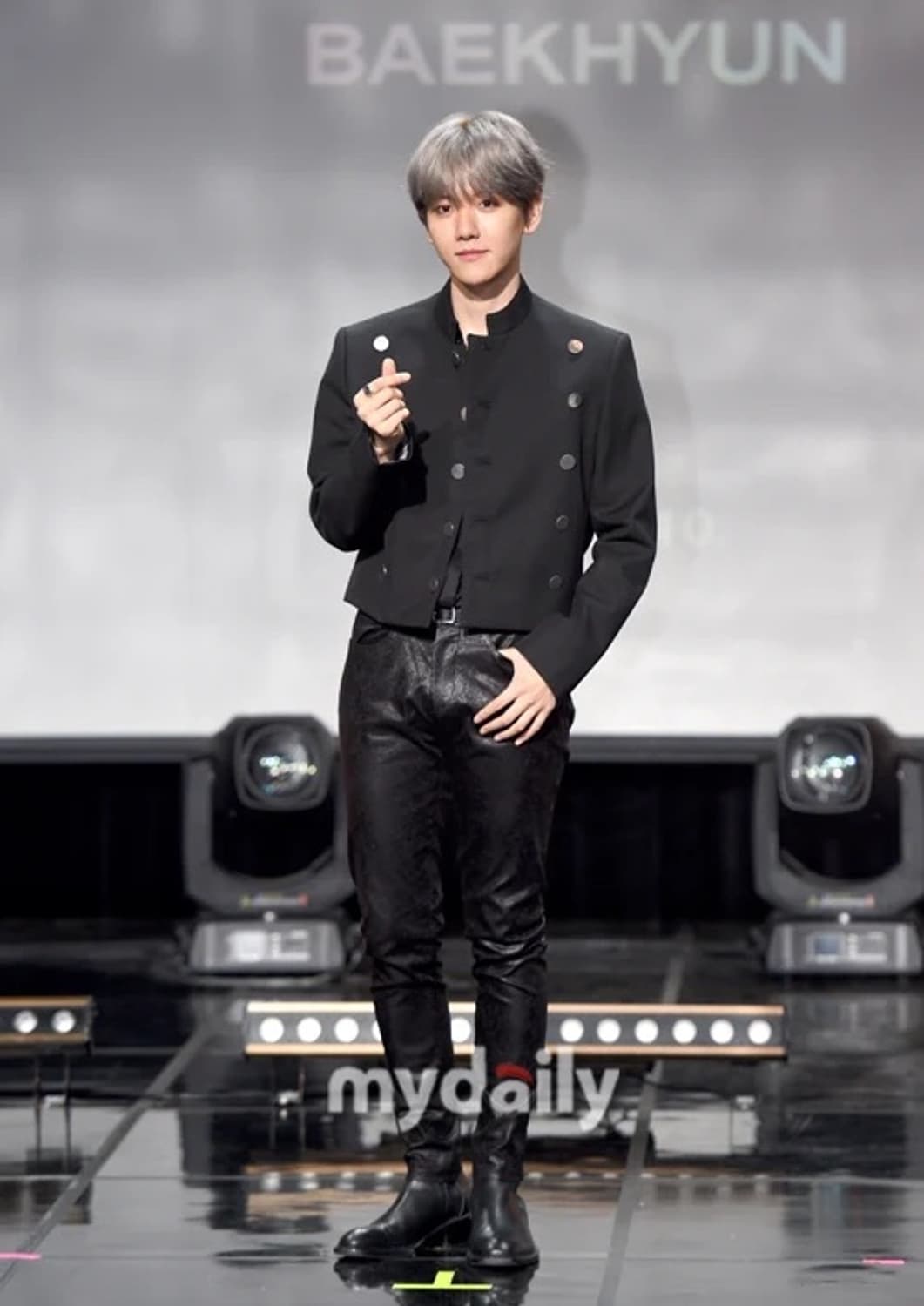 [백현님 착용] 셀린느 19ss 밀리터리 오피서 자켓 상품이미지3