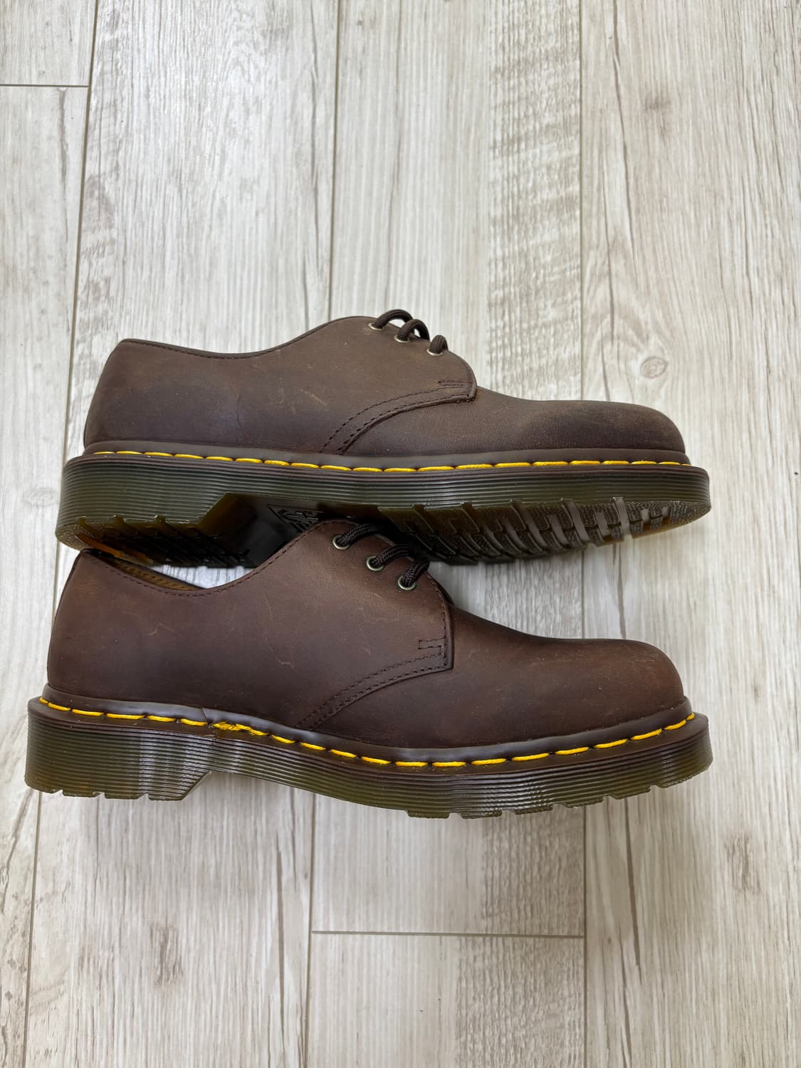 닥터마틴 1461 3홀 크레이지홀스 240 상품이미지3