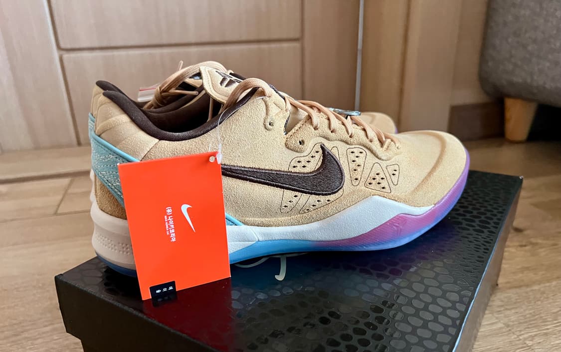 275)새상품 나이키 코비8 프로트로 시엠플레바로크 브라운 상품이미지2