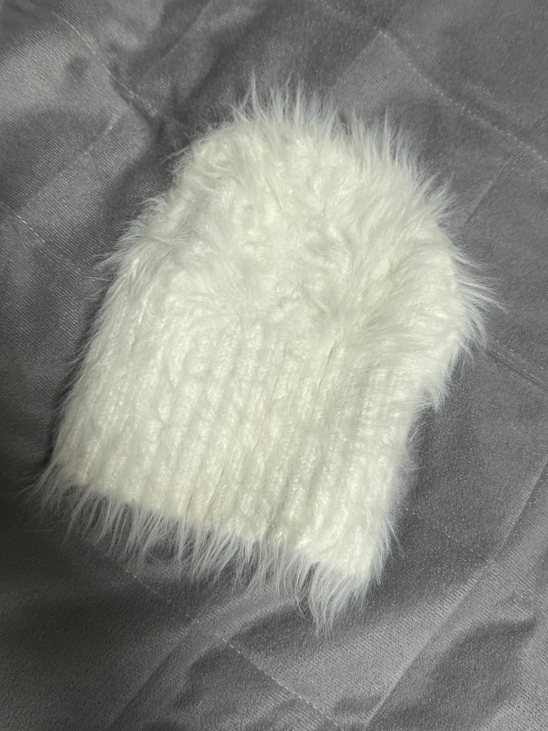 Tus 메탈로고 비니 화이트 팝니다 상품이미지2