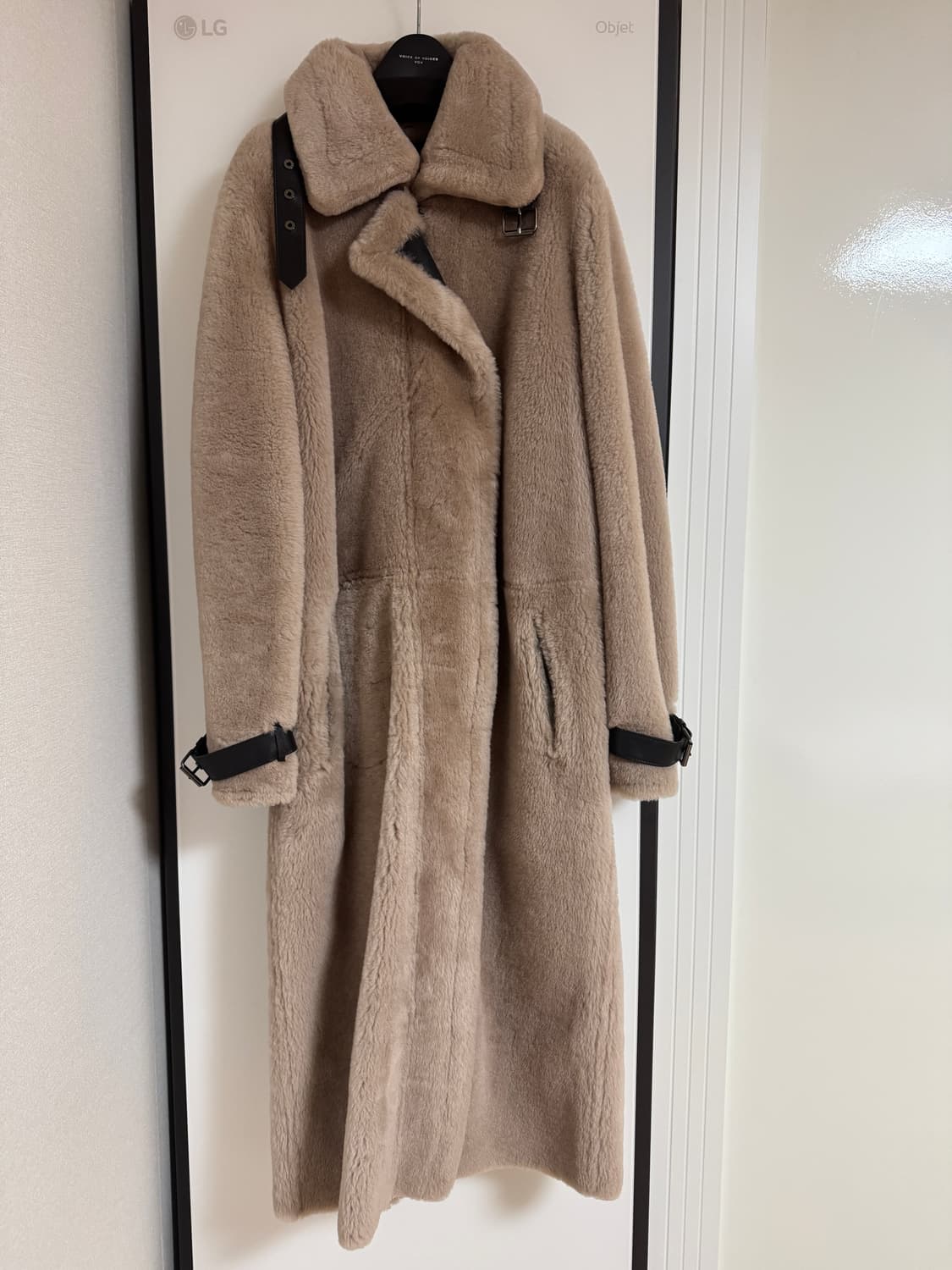 55 한섬 보브 VOV 리버시블 무스탕코트 상품이미지3