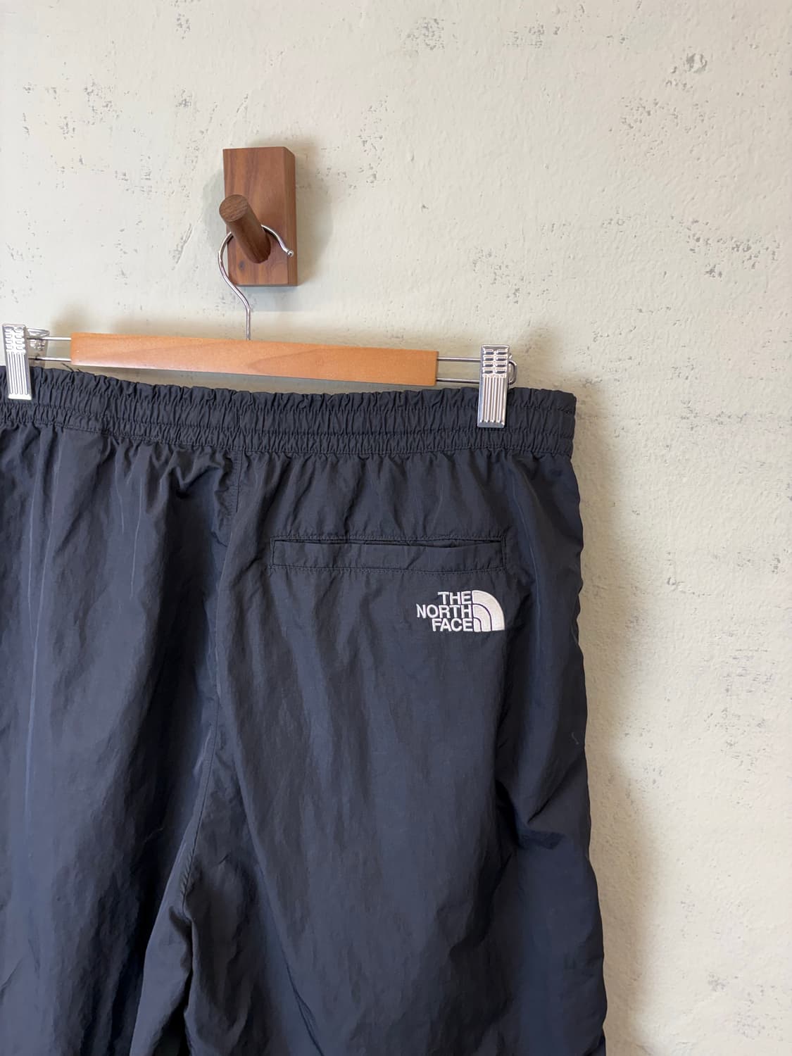 노스페이스 나일론 스트링 부츠컷 트랙팬츠 상품이미지4