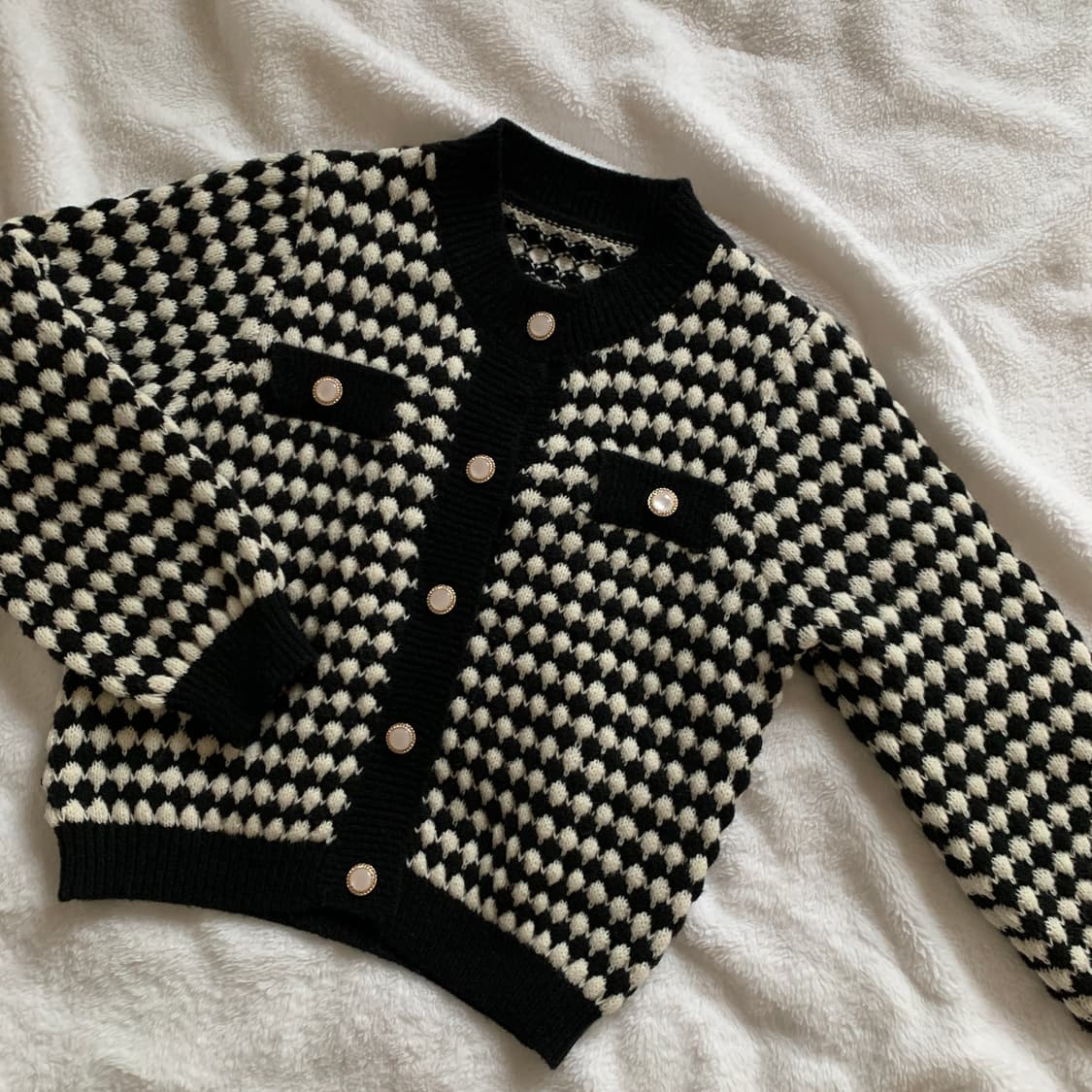 빈티지 골드 버튼 포인트 하운드투스 체크 니트 가디건 상품이미지8