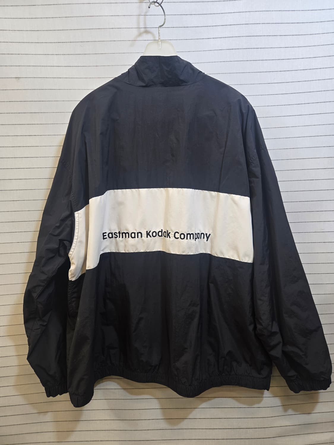 코닥 우븐 블랙 빅로고 짚업자컷 상품이미지8