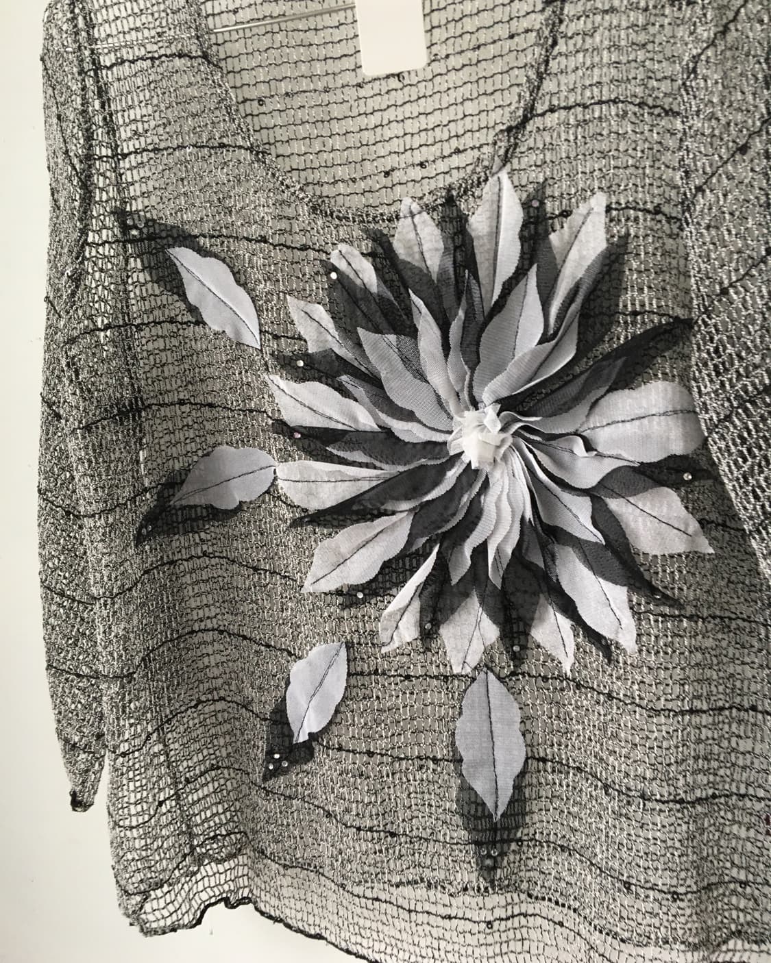 Patch point see through top 상품이미지4